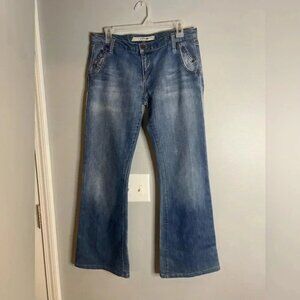 𝅺Joe’s Jeans Jett size 28 (9) Flare Leg Low Rise